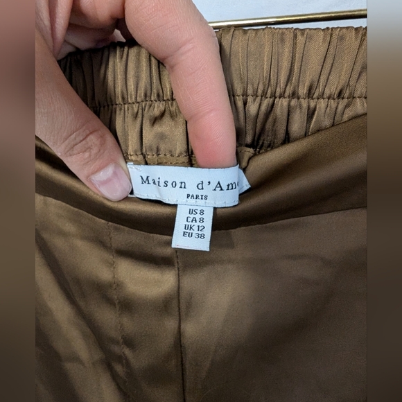 Dress pants - Picture 2 of 3